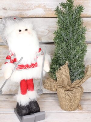Mikołaj na nartach - skrzat świąteczny wys 50 cm