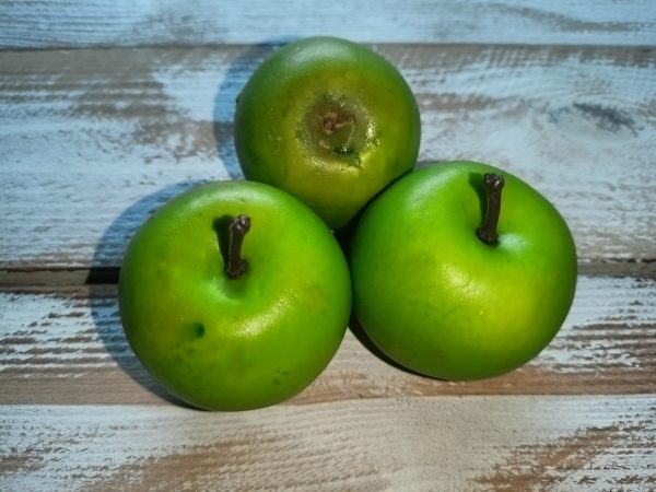 Sztuczne jabłuszka 4,5 cm