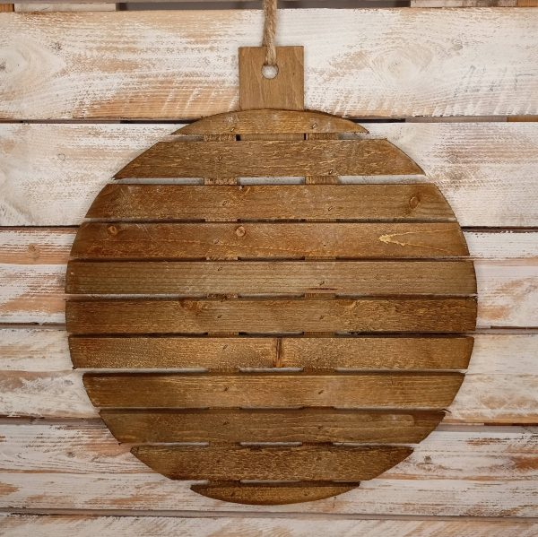 Drewniana bombka -dekoracja bożonarodzeniowa